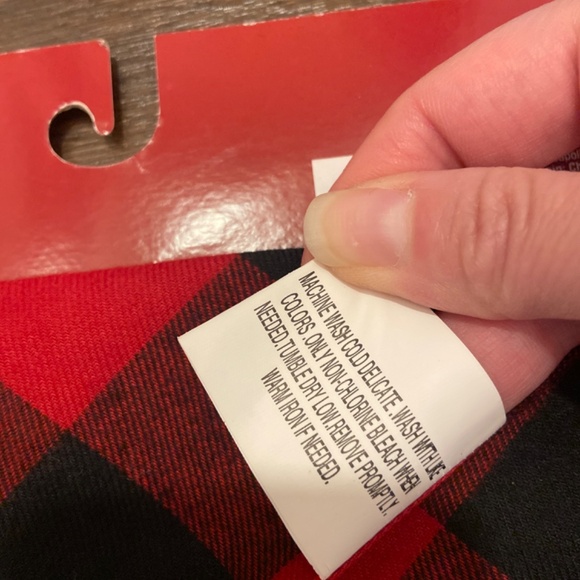 NEW BUFFALO CHECK PET DOG RED PLAID BANDANA HOLIDAY TARTAN DRESS SHIRT CLOTHES - Picture 8 of 9